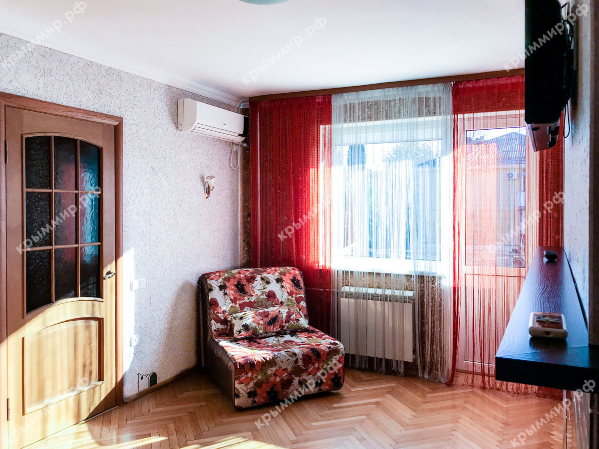 Квартира в центре Ялты с балкончиком